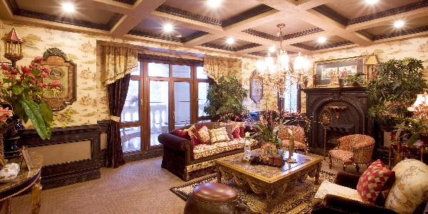 鋁包木門(mén)窗多少錢(qián)-重質(zhì)量輕價(jià)格