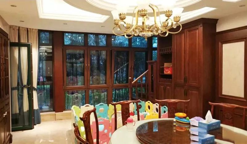 長(zhǎng)沙鋁包木門窗展示