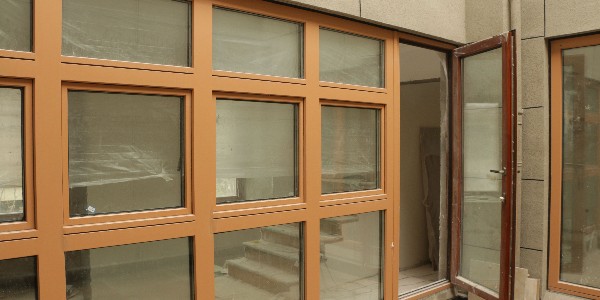 隔音鋁包木門窗價格-售后兩小時快速響應