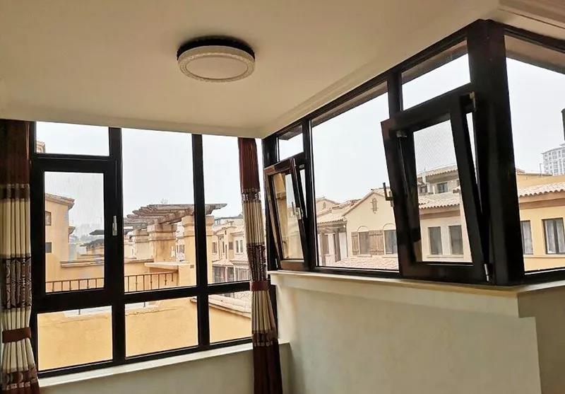 鋁包木門(mén)窗場(chǎng)景展示